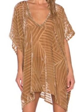 The Ldrs Burnout Velvet Tunic